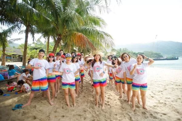 Áo Team Building Màu Trắng